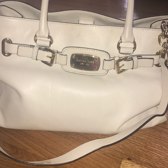 Micheal Kors beige handbag - Picture 2 of 2